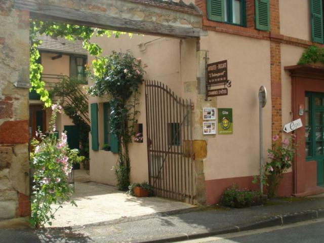 Saint Sauveur Acomodação com café da manhã Hérisson Exterior foto
